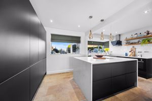 Photo 21- click for photo gallery